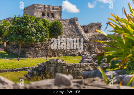 Les ruines mayas de Tulum, Mexique restauré. Les bâtiments anciens de l'empire maya, il y a des centaines d'années Banque D'Images