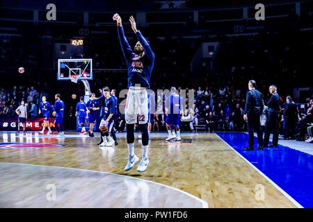 Moscou, Russie. 11Th Oct, 2018. Cory Higgins, # 22 du CSKA Moscou en avant la arborant Turkish Airlines Euroleague match d'ouverture de la saison 2018-2019. Crédit : Nicolas Muller SOPA/Images/ZUMA/Alamy Fil Live News Banque D'Images