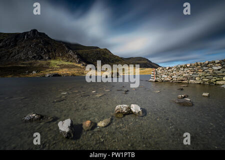Dans l'Ogwen Idwal LLyn Valley North Wales Snowdonia National Park Banque D'Images