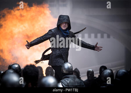 DATE DE SORTIE : Novembre 21, 2018 Title : Robin Hood STUDIO : Lionsgate Réalisateur : Otto Bathurst PLOT : UN gritty prendre le Robin Hood classique histoire. Avec : TARON EGERTON comme Robin. (Crédit Image : © Lionsgate Entertainment/photos) Banque D'Images