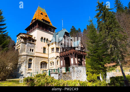 Château PELISOR résidence d'été à Sinaia, Roumanie, partie du complexe comme le château de Peles Banque D'Images