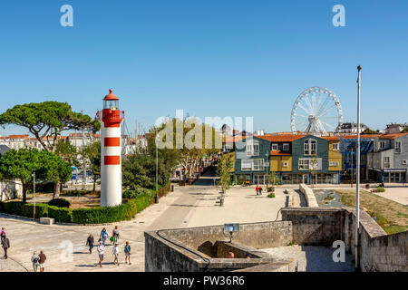 Le Gabut, ème arrondissement près du port de La Rochelle et le phare , Charente Maritime, Nouvelle-Aquitaine, France Banque D'Images