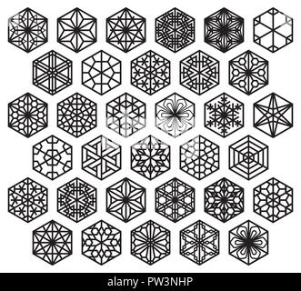 Grand ensemble de 33 ornements traditionnels japonais Kumiko inscrit dans un hexagone. Illustration de Vecteur