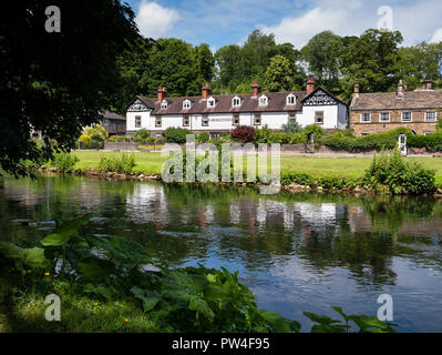 Lumford cottages, Bakewell, le parc national de Peak District, Derbyshire, Angleterre, Royaume-Uni. Banque D'Images