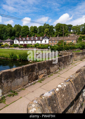 Holme Bridge, Bakewell, le parc national de Peak District, Derbyshire, Angleterre, Royaume-Uni. Banque D'Images