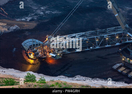 Un godet excavateur à roue utilisés dans l'exploitation de mines. Banque D'Images