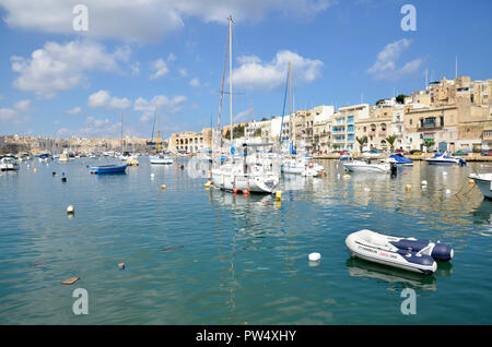Bateaux dans la région du ruisseau Kalkara du grand port dans la zone de trois villes de Malte Banque D'Images