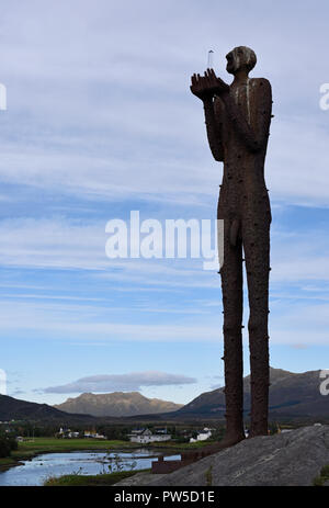 Statue de l'homme de la mer, Bo village, îles Vesteralen, Norvège Banque D'Images