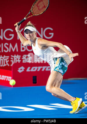 HONG KONG, Hong Kong SAR, Chine : octobre 12,2018. Wang Qiang de Chine en action contre Elina Svitolina (photo) de l'Ukraine en quart de finale Banque D'Images