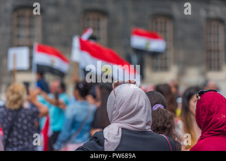 Les musulmans lors d'une manifestation dans le centre-ville, à Vienne, en Autriche. Avec selective focus Banque D'Images