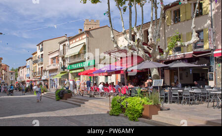 Avenue de la libération Argeles, France Banque D'Images