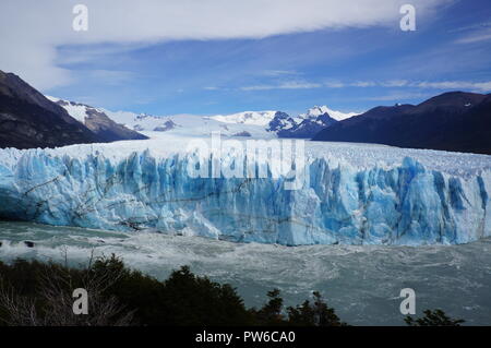 Glacier Perito Moreno - le troisième plus grand champ de glace dans le monde, un glacier situé dans le Parc National Los Glaciares en Patagonie, Argentine. Banque D'Images