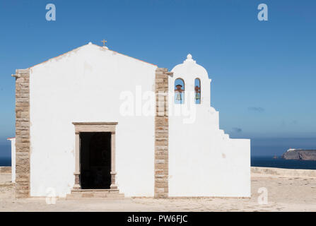 Église Notre Dame de grâce dans la Forteresse de Sagres (Fortaleza), Algarve, Portugal Banque D'Images