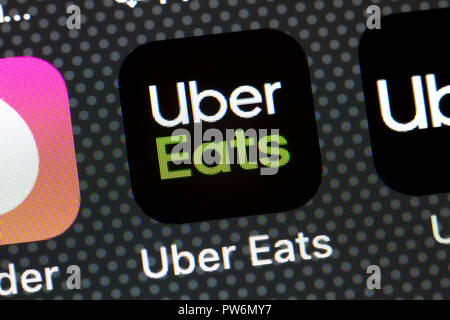 Uber mange sur icône d'app sur l'iPhone (Close up, macro) - USA Banque D'Images