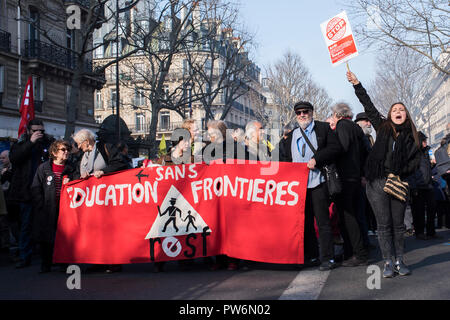 Paris, France 2016. Protestation contre l'état d'urgence Banque D'Images