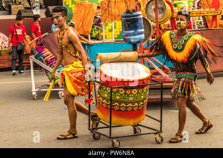 Des séances de pratique,Aliwan Manille Philippines Fiesta Banque D'Images