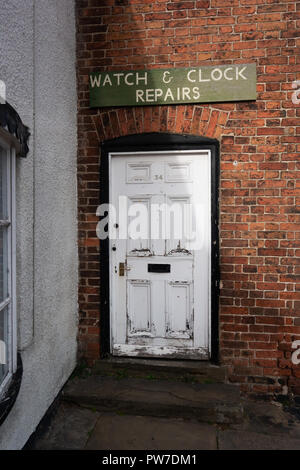 watch and clock repair shop Banque D'Images