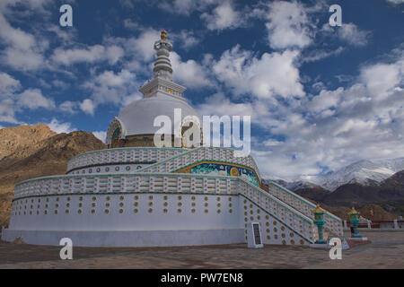 Shanti Stupa, Leh, Ladakh, Inde Banque D'Images