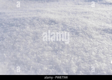 Arrière-plan de neige d'hiver de neige fraîchement tombée moelleux. Banque D'Images