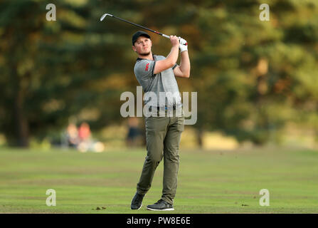 England's Eddie Pepperell au cours de la troisième journée de la British Masters à Walton Heath Golf Club, Surrey. Banque D'Images