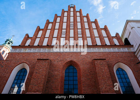 Varsovie, Pologne - Oct 1, 2018 : la vieille ville de Varsovie. Consigner vos bagages St. John's à Varsovie, Pologne, Banque D'Images