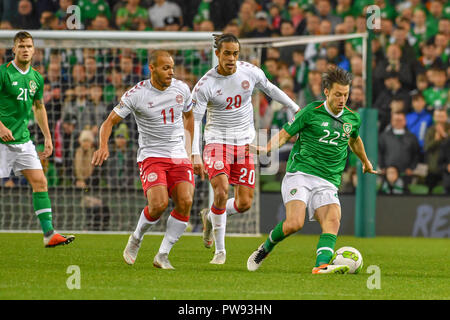 Martin Braithwaite, Yussuf Poulsen et Harry Arter en action au cours de la Rep de l'Irlande contre le Danemark LIGUE Nations match de championnat à l'Aviva Stadium. Score 0-0 Banque D'Images