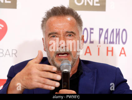 Kiev, Ukraine. 13 Oct, 2018. L'acteur américain d'origine autrichienne et l'ancien gouverneur de Californie Arnold Schwarzenegger s'est vu au cours de la 'One' Forum Olerom, chaque année un forum sur les "droits de l', Technology & Transformation'. La réunion a attiré les chiffres d'affaires de l'Ukraine, les pays de la CEI et l'Europe. Credit : SOPA/Alamy Images Limited Live News Banque D'Images