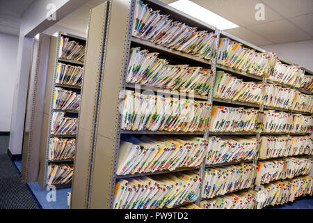 Miami Beach Florida, Mount Mt. Sinai Medical Center,hôpital,soins de santé,dossiers médicaux,classement,armoires,dossiers,informations patient,confidentialité,confidentialité Banque D'Images