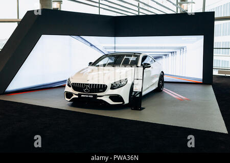 Berlin, le 29 août 2018. Un close-up de la nouvelle Mercedes-Benz Amg GT blanc est vendu au concessionnaire Mercedes-Benz à Berlin. Banque D'Images