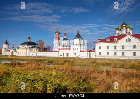 Trinity-Sergius Varnitsky vue du monastère près de la ville de Rostov à Yaroslavl Region, Russie Banque D'Images