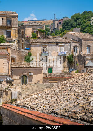 Vue panoramique à Modica, célèbre ville baroque en Sicile, Italie. Banque D'Images