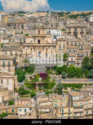 Vue panoramique à Modica, magnifique ville de la province de Raguse, dans la région italienne de Sicile (Sicile), Italie. Banque D'Images