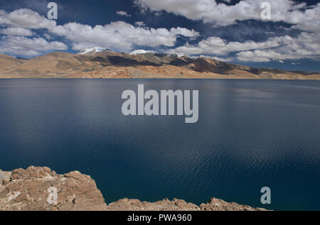 Beau lac Tso Moriri, joyau du Ladakh, Inde Banque D'Images