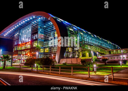 Sochi, Russie - 06 octobre 2017 : l'extérieur de la gare Adler. Banque D'Images