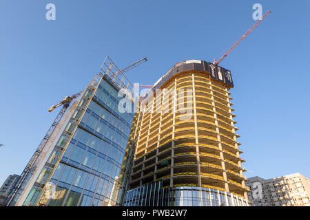 Varsovie, Pologne - Oct 11, 2018 : Appartement gratte-ciel en construction à Varsovie, Pologne Banque D'Images