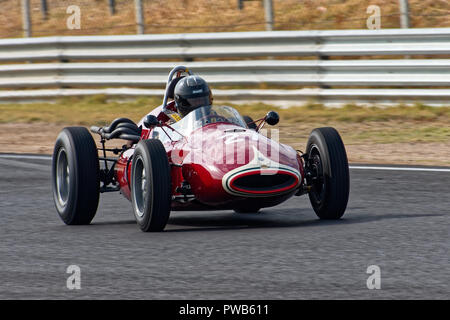 Circuit de Jarama, Madrid, Espagne. Du 13 au 14 octobre, 2018 Voiture de course # 27 : Cooper T51, 1959, 2.000cc, Steve Hart. La concurrence de l'Historic Grand Prix Automobile Association (HGPCA) au circuit de Jarama à Madrid, Espagne. Enrique Palacio San./Alamy Live News Banque D'Images