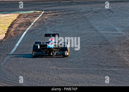 Circuit de Jarama, Madrid, Espagne. Du 13 au 14 octobre, 2018 : Jessica Hawkins pilote de course au volant de la Formule Un au patrimoine Jarama à Madrid, Espagne. Enrique Palacio San./Alamy Live News Banque D'Images