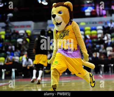 Londres, Royaume-Uni. 14Th Oct, 2018. Les Lions de Londres au cours de danses Mascotte British Basketball - ALL STARS 2018 de basket-ball à Copper Box Arena le dimanche, 14 octobre 2018. Londres en Angleterre. (Usage éditorial uniquement, licence requise pour un usage commercial. Aucune utilisation de pari, de jeux ou d'un seul club/ligue/dvd publications.) Crédit : Taka Wu/Alamy Live News Banque D'Images