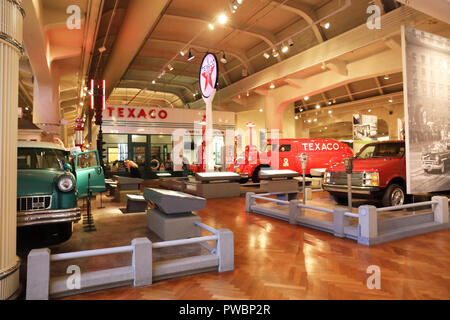 L'élément moteur dans la section de l'Amérique dans le fascinant et historique du Musée Henry Ford à Dearborn, à Detroit, Michigan, USA Banque D'Images