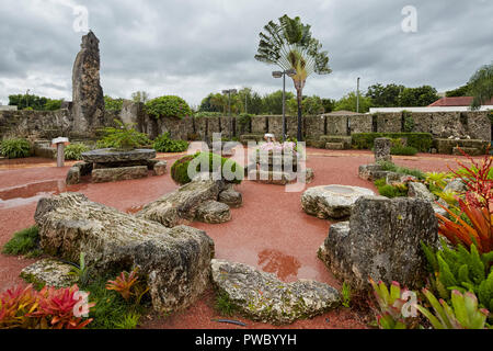 Coral Castle Rock ou Gate Park construit par Edward Leedskalnin à Homestead en Floride, USA Banque D'Images