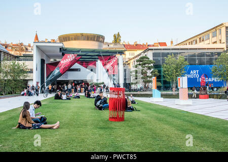 Marché de l'ART, BUDAPEST HONGRIE du 11 au 14 octobre 2018 (l'International Art Fair instants ...) Banque D'Images