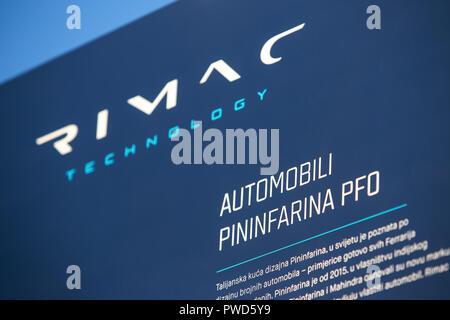 Zagreb, Croatie - 28 Septembre,2018:Présentation de Rimac automobili produits sur place Strossmayer.affiche sur la coopération commerciale entre un Rimac Banque D'Images