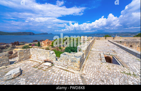 La forteresse vénitienne de Pylos en Péloponnèse, Grèce Banque D'Images