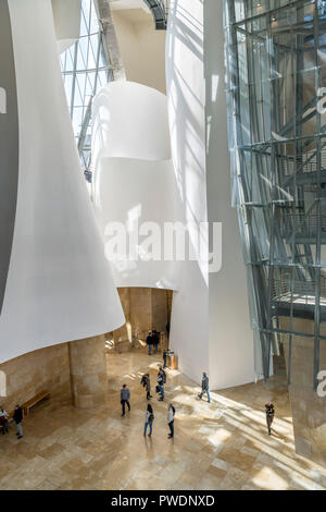 Foyer de la Guggenheim Museum, Bilbao, Pays Basque, Espagne Banque D'Images