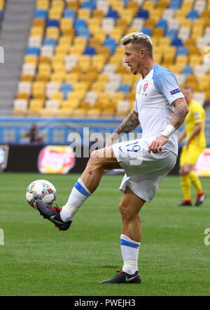 LVIV, UKRAINE - septembre 9, 2018 : Juraj Kucka de Slovaquie en action pendant le match de Ligue des Nations Unies de l'UEFA contre l'Ukraine à l'arène du stade à Lviv Lviv Banque D'Images