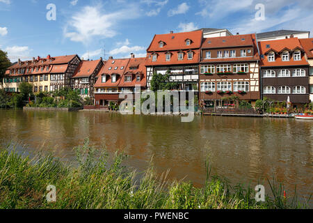 D-Bamberg, Regnitz, canal Main-Danube, Haute-Franconie, Franconia, Bavaria, Petite Venise à la Regnitz, Klein-Venedig, ancien camp de pêche, la pêche de la rivière Regnitz, paysage, paysage, rivière, maisons, maisons à colombages, rangée de maisons, Site du patrimoine mondial de l'UNESCO Banque D'Images