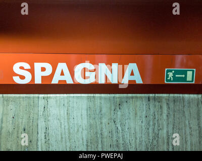 Rome, Italie - 25 mars 2018 : Spagna (Espagne) Métro de Rome, Italie Banque D'Images