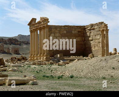 La Syrie. Palmyre. Temple à Camp Dioclétien. UNESCO World Heritage Site. (Photo prise avant la guerre civile en Syrie). Banque D'Images