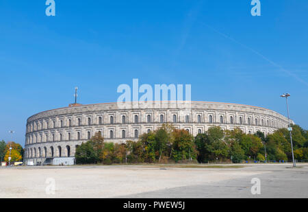 Salle des congrès - Kongresshalle est prévu d'être un centre de congrès pour le NSDAP. Construit par les Nazis pour leurs rassemblements il n'a jamais été terminée. Banque D'Images