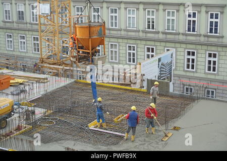 Wien, des Wohnbaus Beatrixgasse Baustelle, Betonieren Geschoßdecke von 11 Banque D'Images